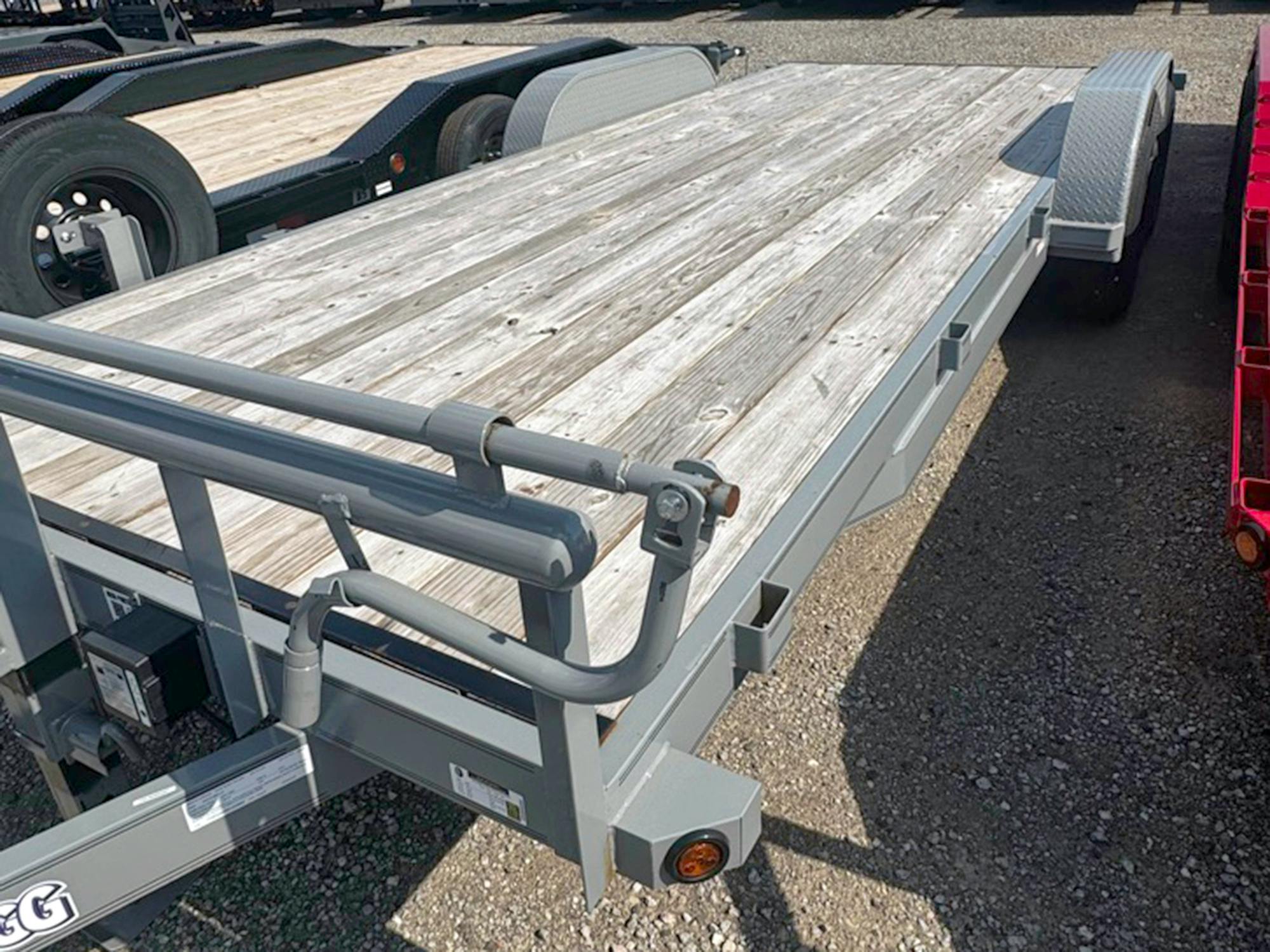 Texas Bragg 20'x83" Car Trailer w/ 2' Dovetail - Stock #86495 - Image 3 of 4