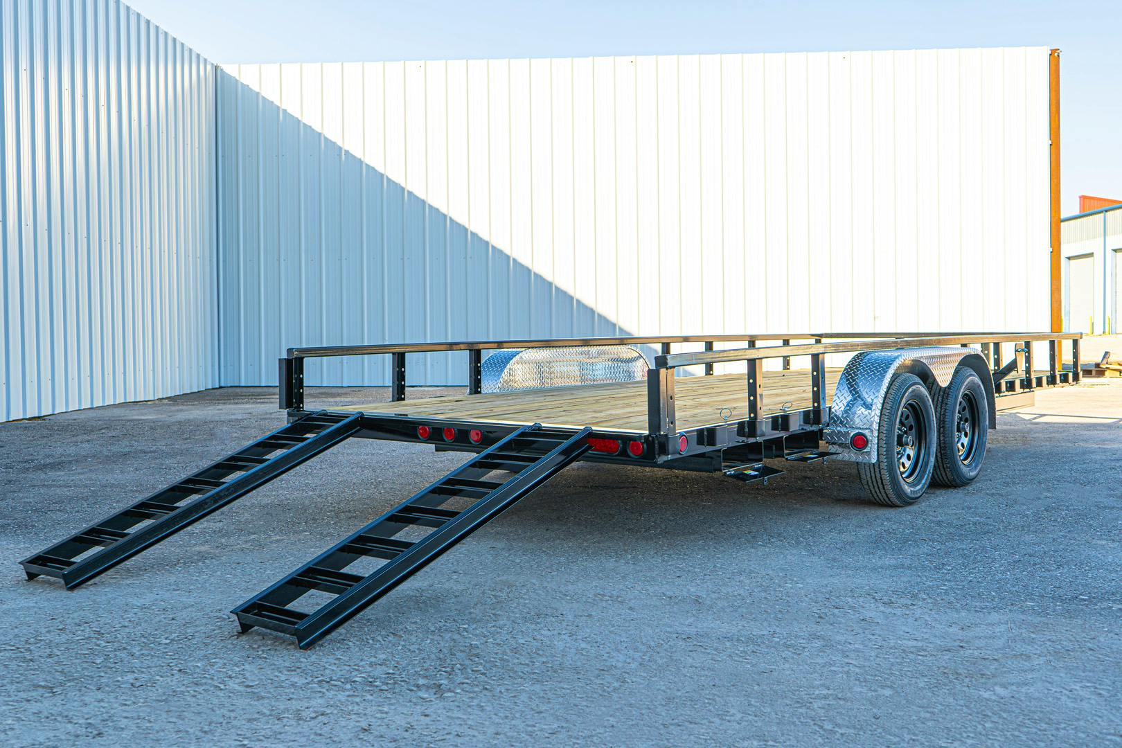 PJ Trailers 20'x83" Tandem Axle 4" Channel Utility Trailer (UL)