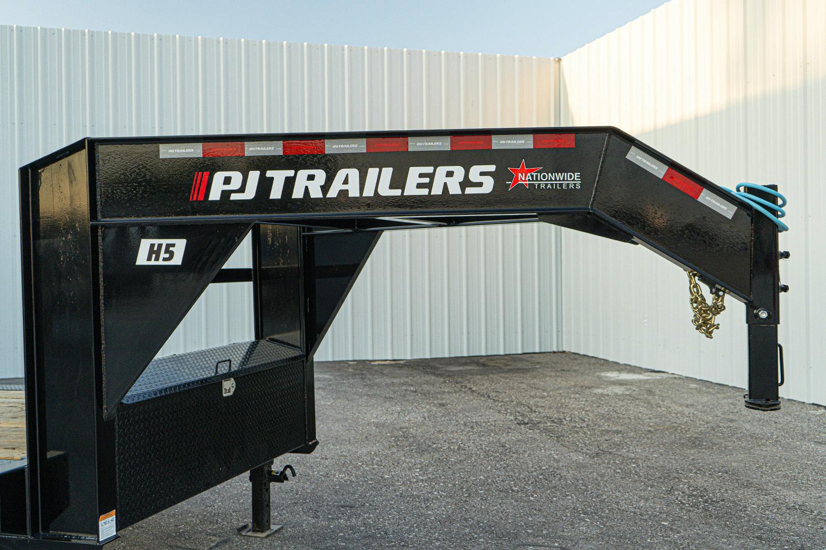 PJ Trailers 24'x82" Gooseneck 10" Pro I-Beam Equipment Trailer (H5) - Stock #86499 - Image 6 of 17