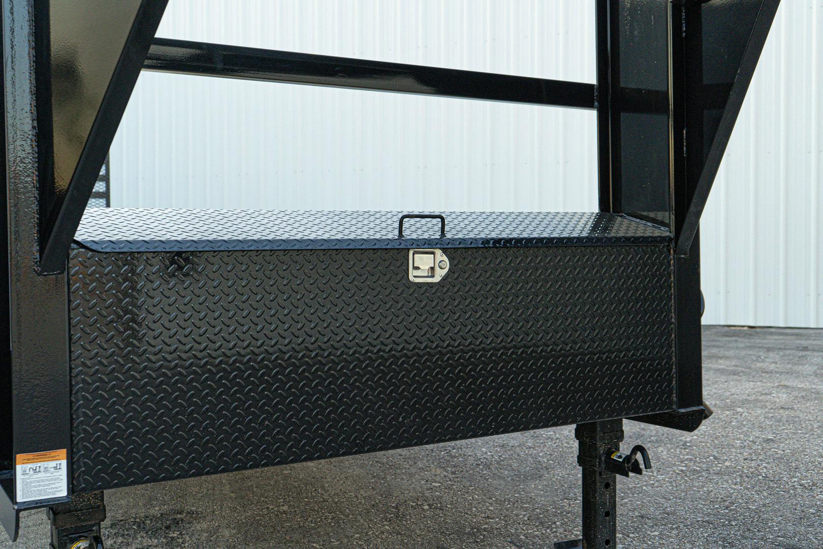 PJ Trailers 24'x82" Gooseneck 10" Pro I-Beam Equipment Trailer (H5) - Stock #86499 - Image 8 of 17