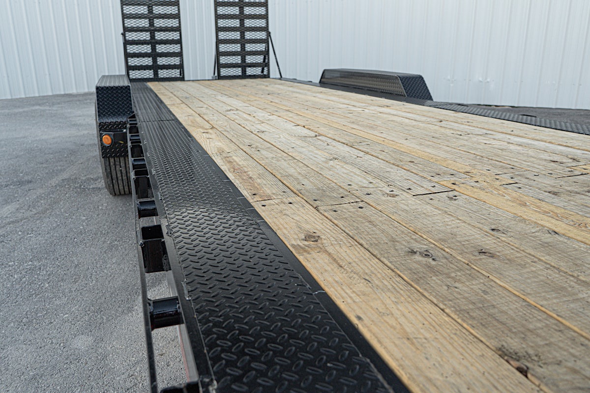 PJ Trailers 24'x82" Gooseneck 10" Pro I-Beam Equipment Trailer (H5) - Image 10