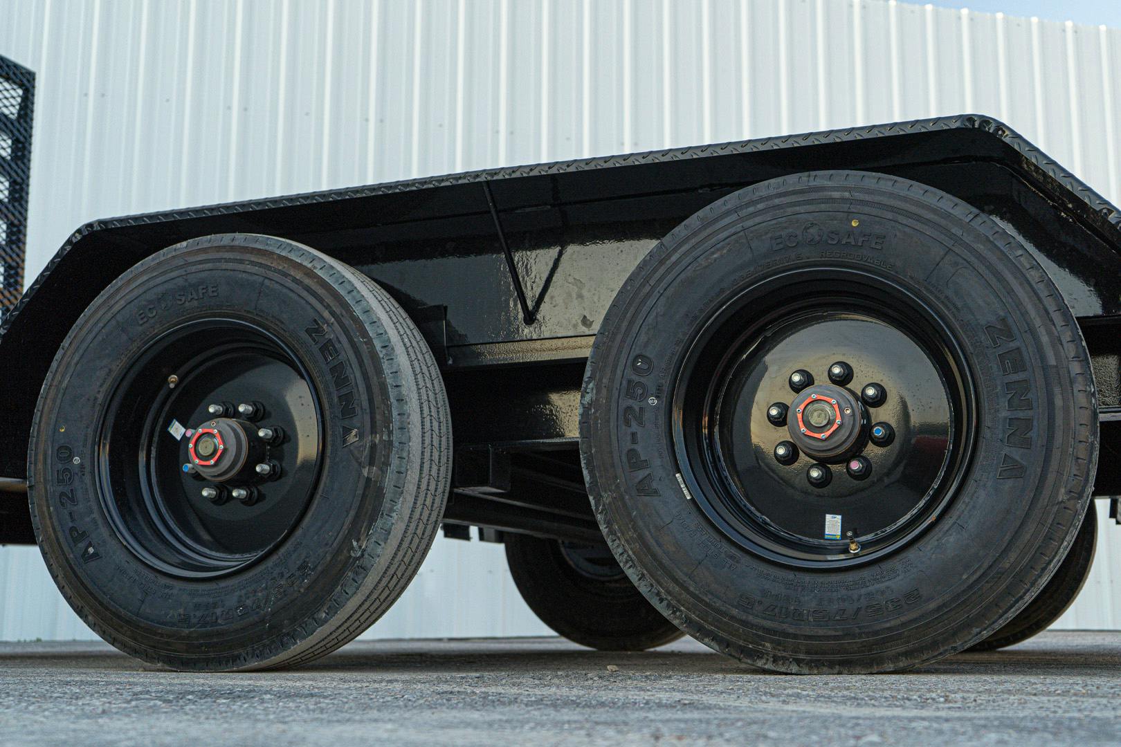 PJ Trailers 24'x82" Gooseneck 10" Pro I-Beam Equipment Trailer (H5) - Stock #86499 - Image 12 of 17