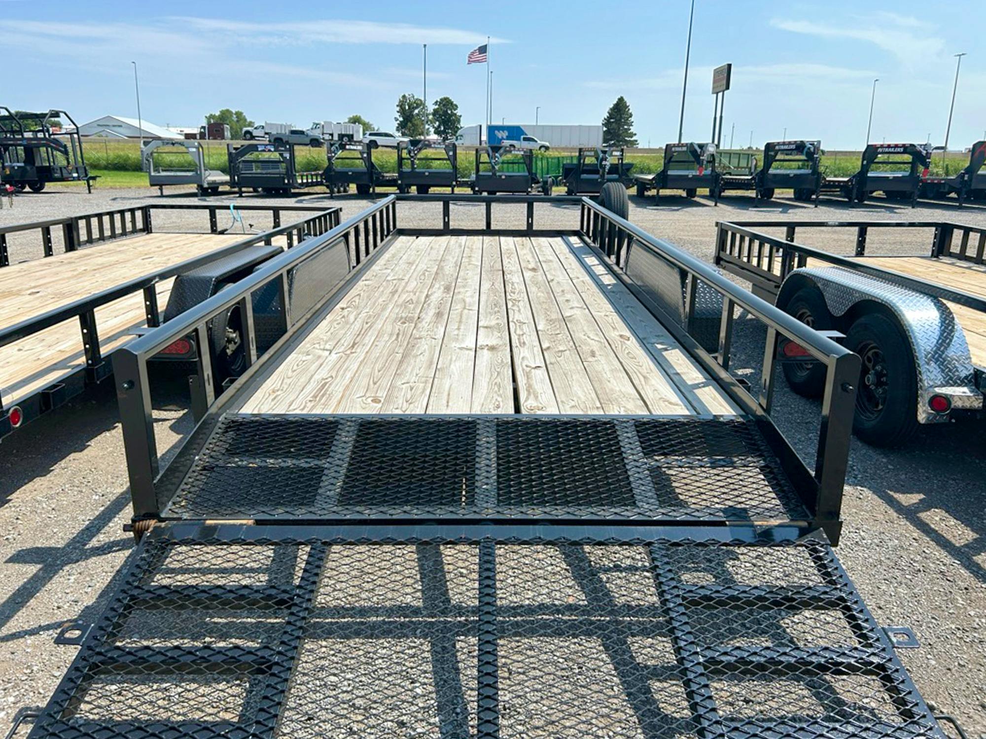 Texas Bragg 22'x83" Utility Trailer w/ 2' Dovetail & 3' Gate (U2)