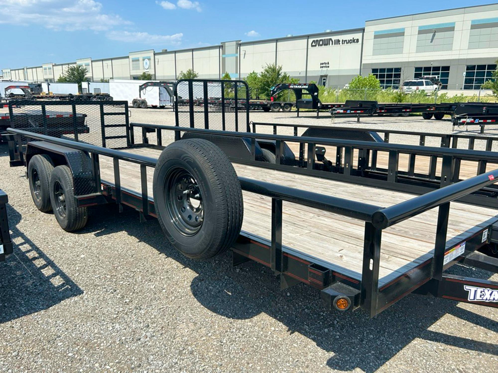 Texas Bragg 22'x83" Utility Trailer w/ 2' Dovetail & 3' Gate (U2)