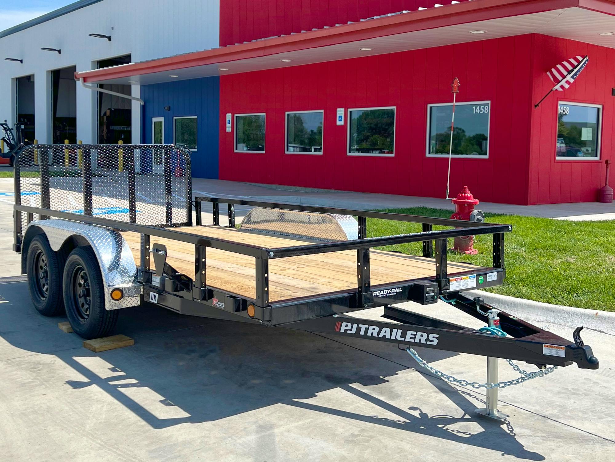 PJ Trailers 14'x77" Tandem Axle 4" Channel Utility Trailer (UK) - Image 2