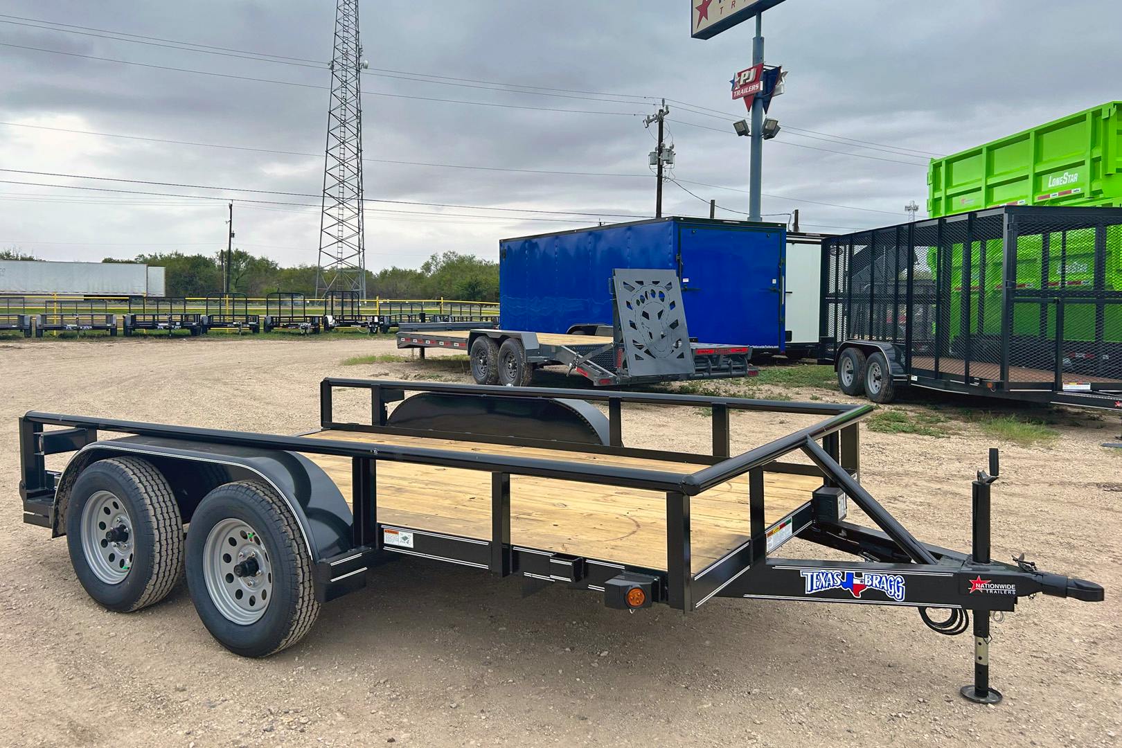 Texas Bragg 12'x83" Utility Trailer w/ Slide-In Ramps (U2)