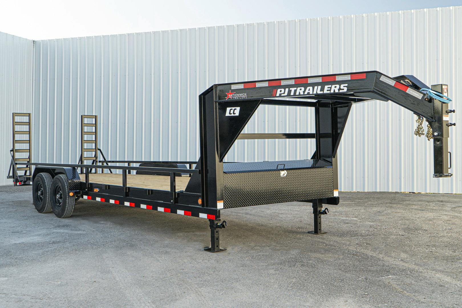 PJ Trailers 24'x83" Gooseneck 6" Channel Equipment Trailer (CC) - Image 3