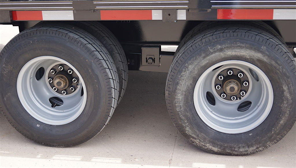 LoneStar 40'x102" Tilt Shipping Container Trailer w/ Duals (TC) - Stock #86771 - Image 13 of 13 LoneStar 40'x102" Tilt Shipping Container Trailer w/ Duals (TC) - Stock #86771 - Image 13 of 13