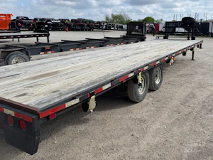 Texas Pride USED 30'x102" Gooseneck Flatbed Trailer