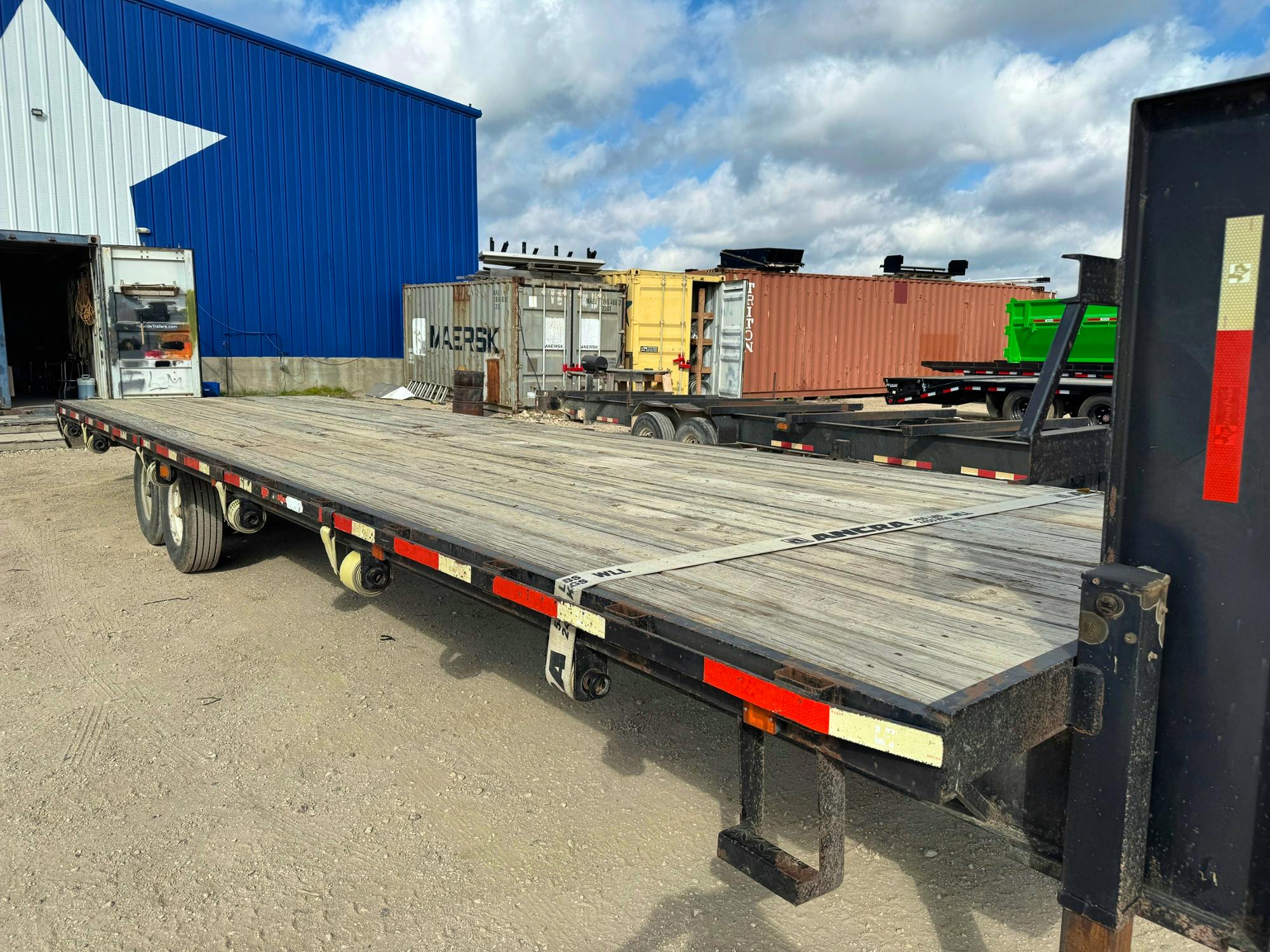 Texas Pride USED 30'x102" Gooseneck Flatbed Trailer - Stock #86853 - Image 3 of 4
