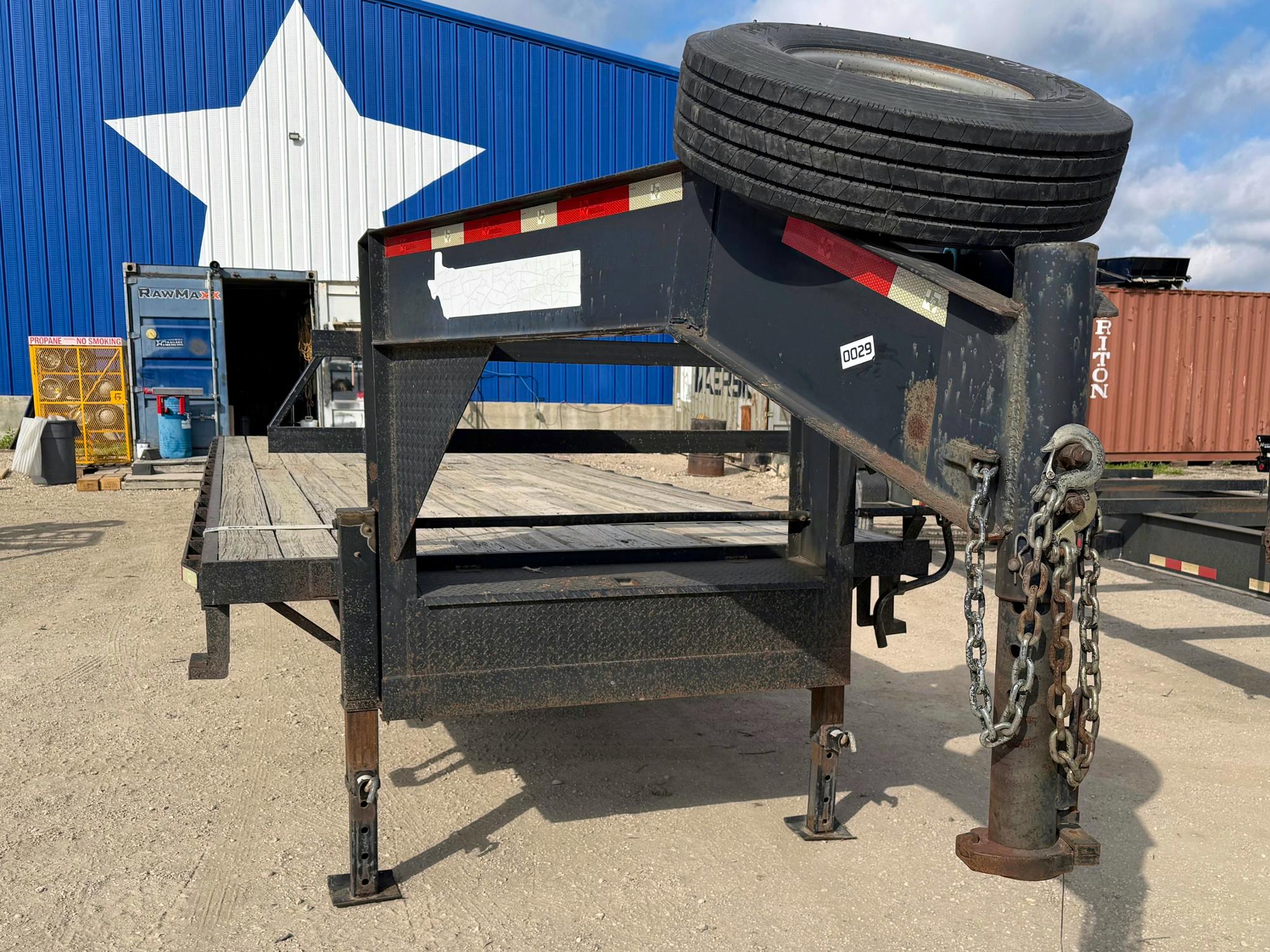 Texas Pride USED 30'x102" Gooseneck Flatbed Trailer - Stock #86853 - Image 4 of 4