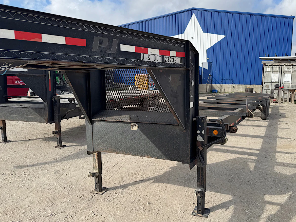 PJ Trailers USED 40'x96" Pipehauler Trailer - Stock #86854 - Image 3 of 4 PJ Trailers USED 40'x96" Pipehauler Trailer - Stock #86854 - Image 3 of 4