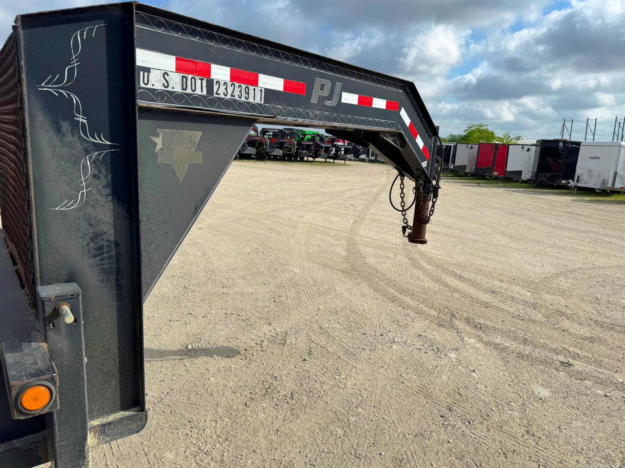 PJ Trailers USED 40'x96" Pipehauler Trailer - Stock #86854 - Image 4 of 4