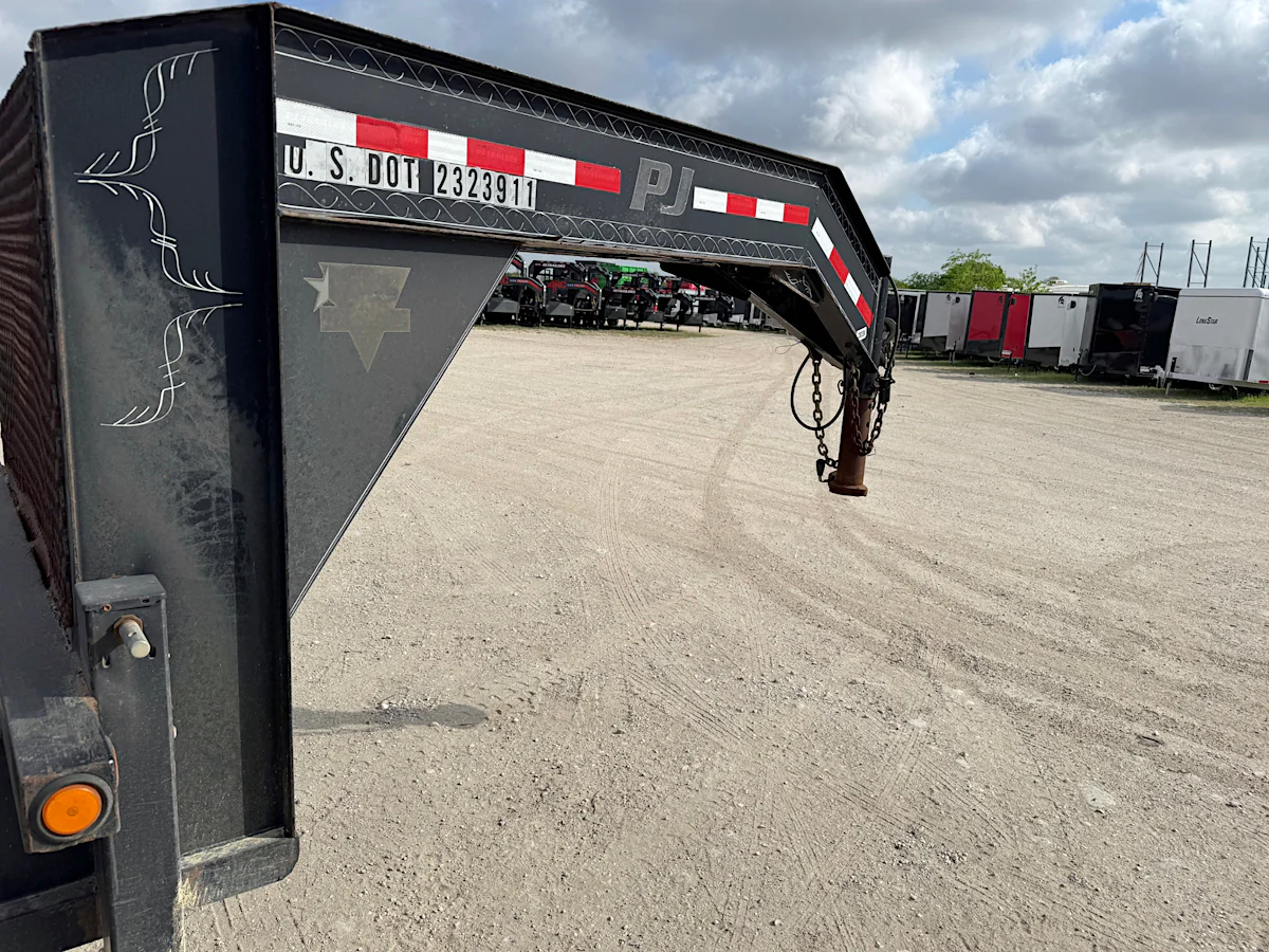 PJ Trailers USED 40'x96" Pipehauler Trailer - Stock #86854 - Image 4 of 4 PJ Trailers USED 40'x96" Pipehauler Trailer - Stock #86854 - Image 4 of 4