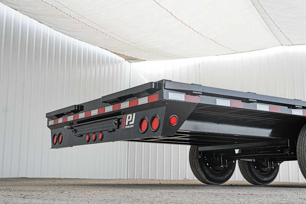 PJ Trailers 24'x102" 8" I-Beam Deckover Flatbed Trailer (F8) - Image 14