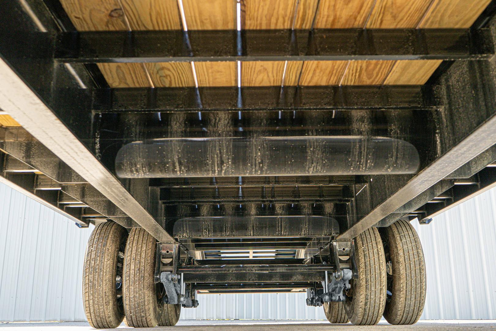 PJ Trailers 25'x102" Low Pro Pintle Flatbed Trailer w/ Duals (PL) - Image 9