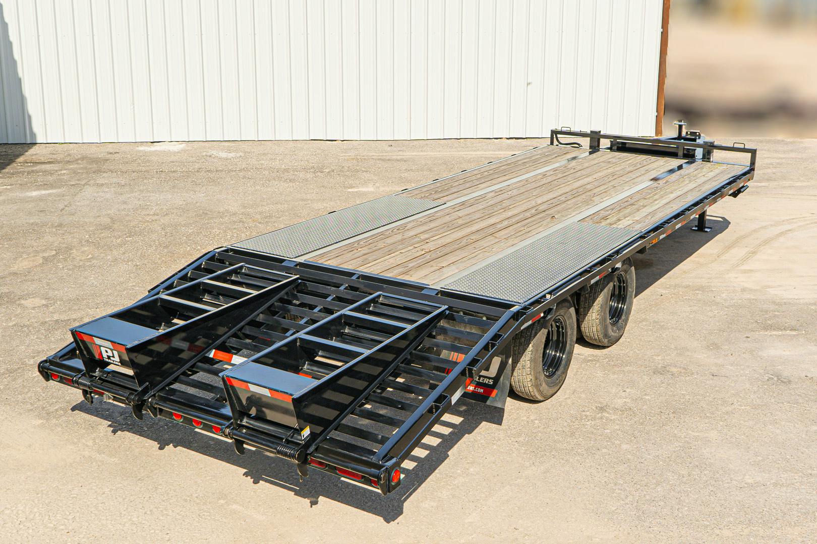 PJ Trailers 25'x102" Low Pro Pintle Flatbed Trailer w/ Duals (PL) - Image 15