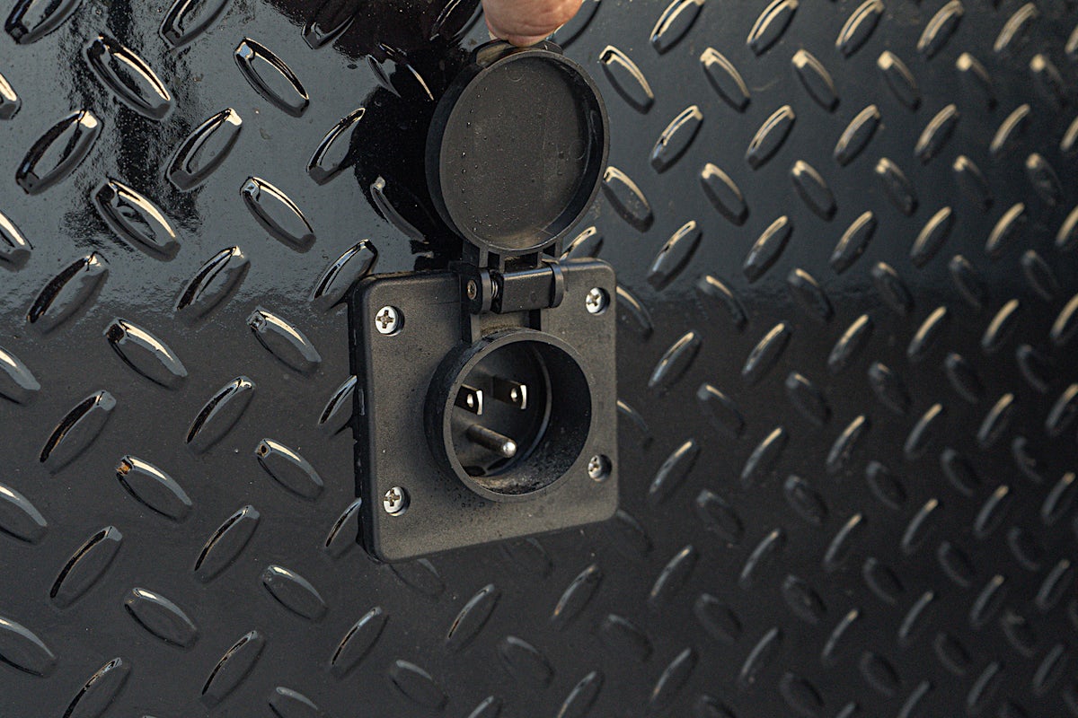 PJ Trailers 16'x83" Gooseneck Low Pro Dump Trailer w/ 2' Sides (DL) - Image 15