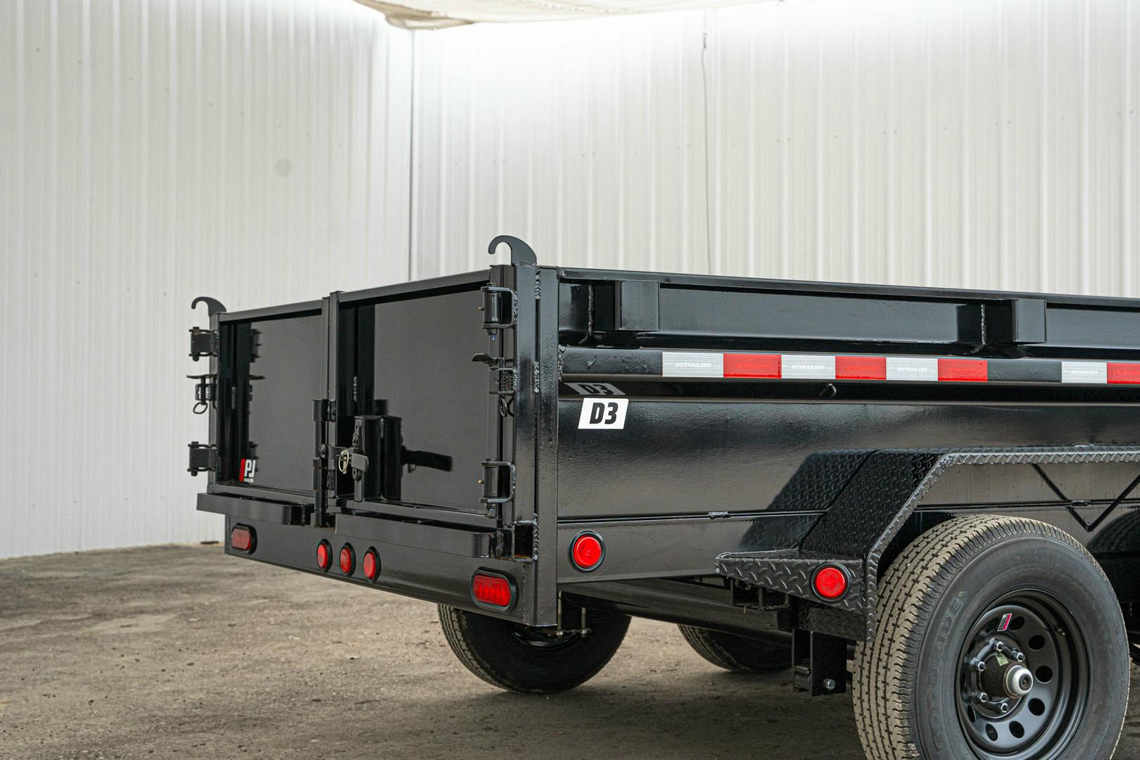 PJ Trailers 12'x72" Hydraulic Dump Trailer w/ 20" Sides (D3) - Image 18