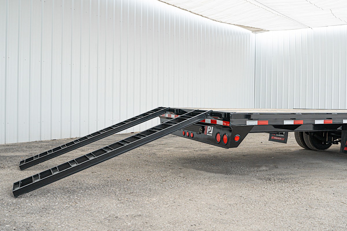 PJ Trailers 40'x102" Gooseneck Low Pro Flatbed Trailer w/ Duals (LD) - Image 14