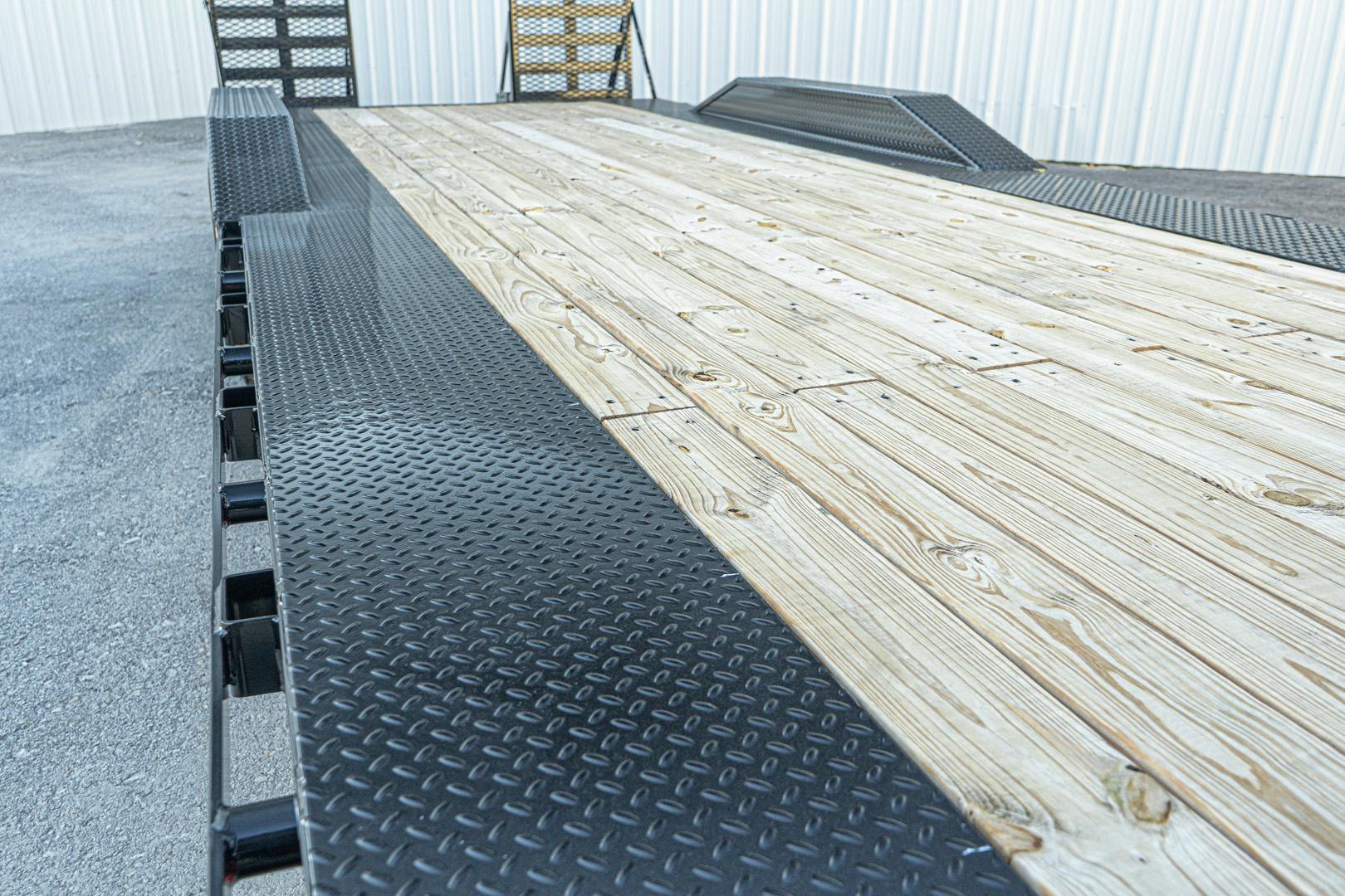 PJ Trailers 24'x102" Gooseneck 10" Pro I-Beam S/W Equipment Trailer (H7) - Stock #87034 - Image 10 of 17