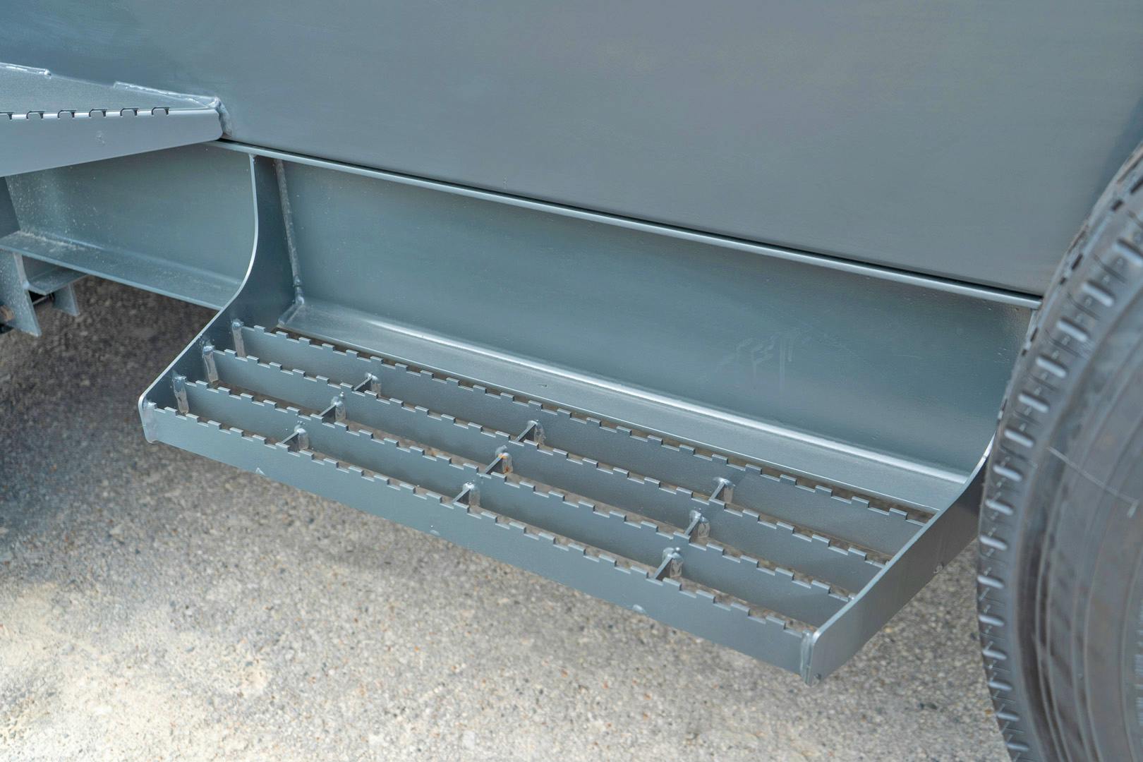 ARC Trailers 14'x83" Telescopic Dump Trailer w/ 4' Sides (BDT) - Stock #87082 - Image 4 of 5