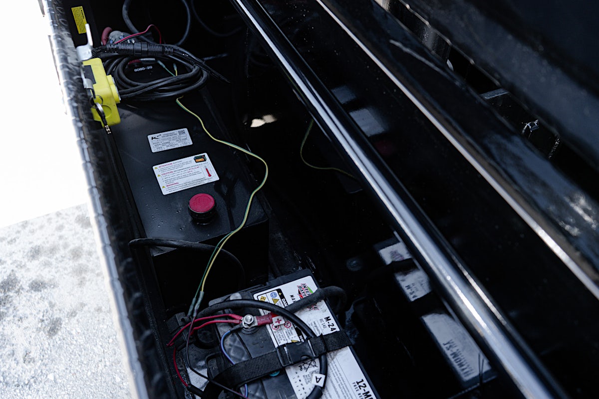 PJ Trailers 14'x83" GN Telescopic Dump Trailer w/ 3' Sides (DT) - Image 12