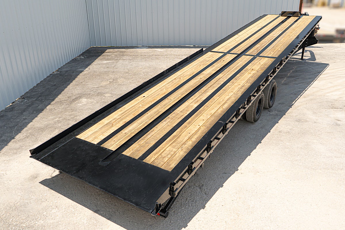 LoneStar 40'x102" Tilt Shipping Container Trailer w/ Duals (TC) - Stock #87192 - Image 25 of 28 LoneStar 40'x102" Tilt Shipping Container Trailer w/ Duals (TC) - Stock #87192 - Image 25 of 28