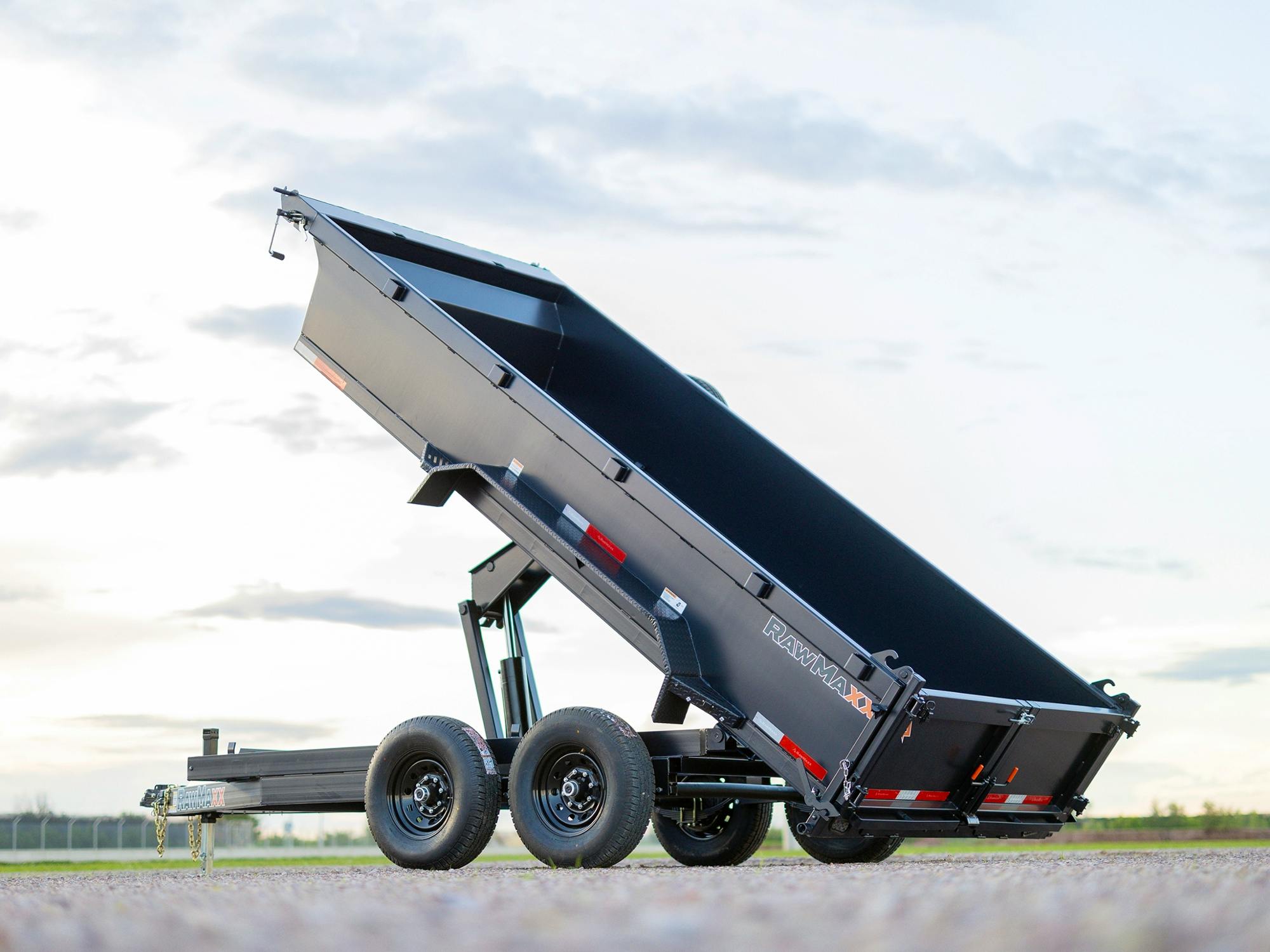 RawMaxx PKX 14' × 83" Scissor Lift Dump Trailer