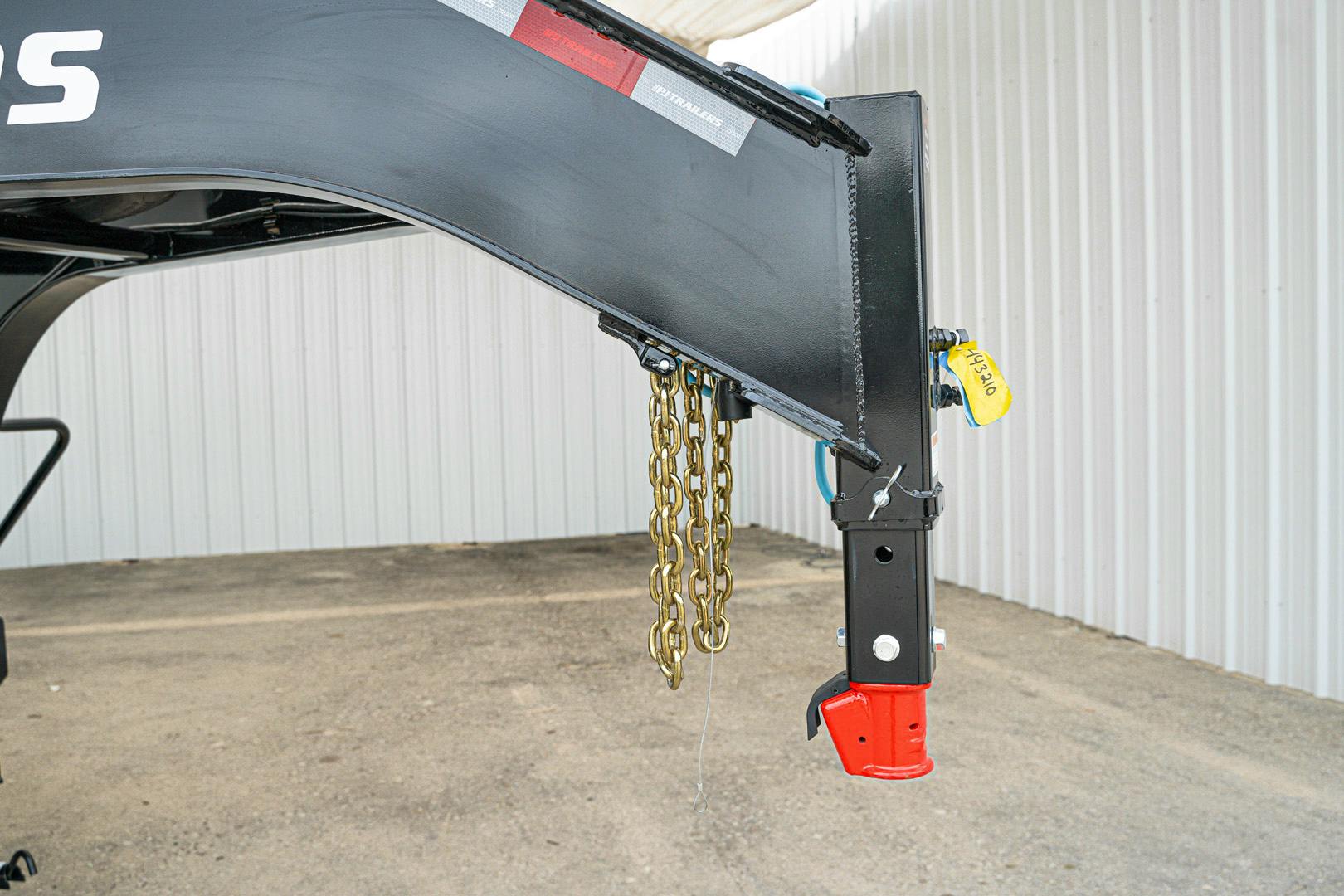 PJ Trailers 32'x102" Gooseneck Low Pro Flatbed Trailer w/ Singles (LS) - Image 5