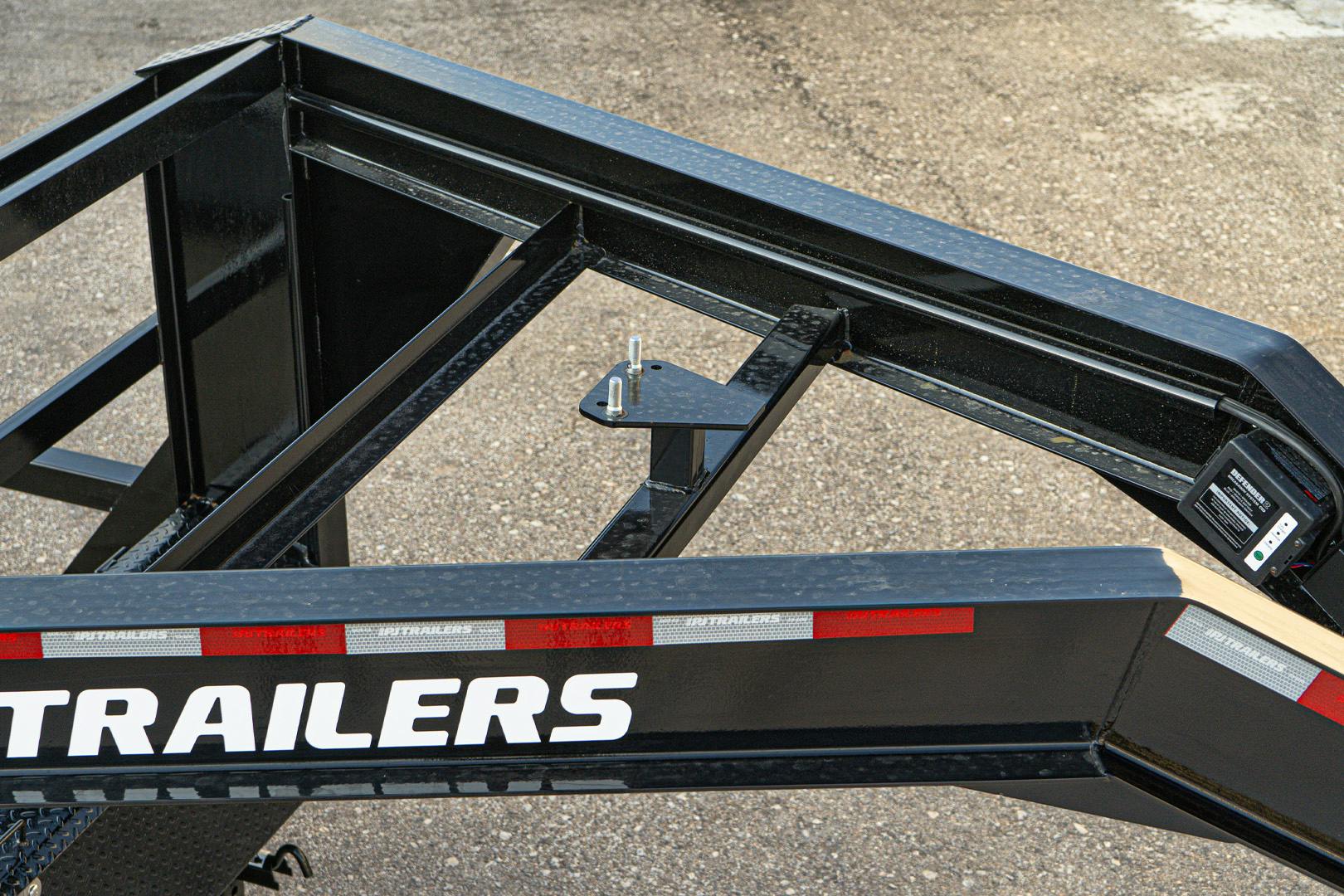 PJ Trailers 24'x83" Gooseneck Angle Pipetop Equipment Trailer (P8) - Image 5
