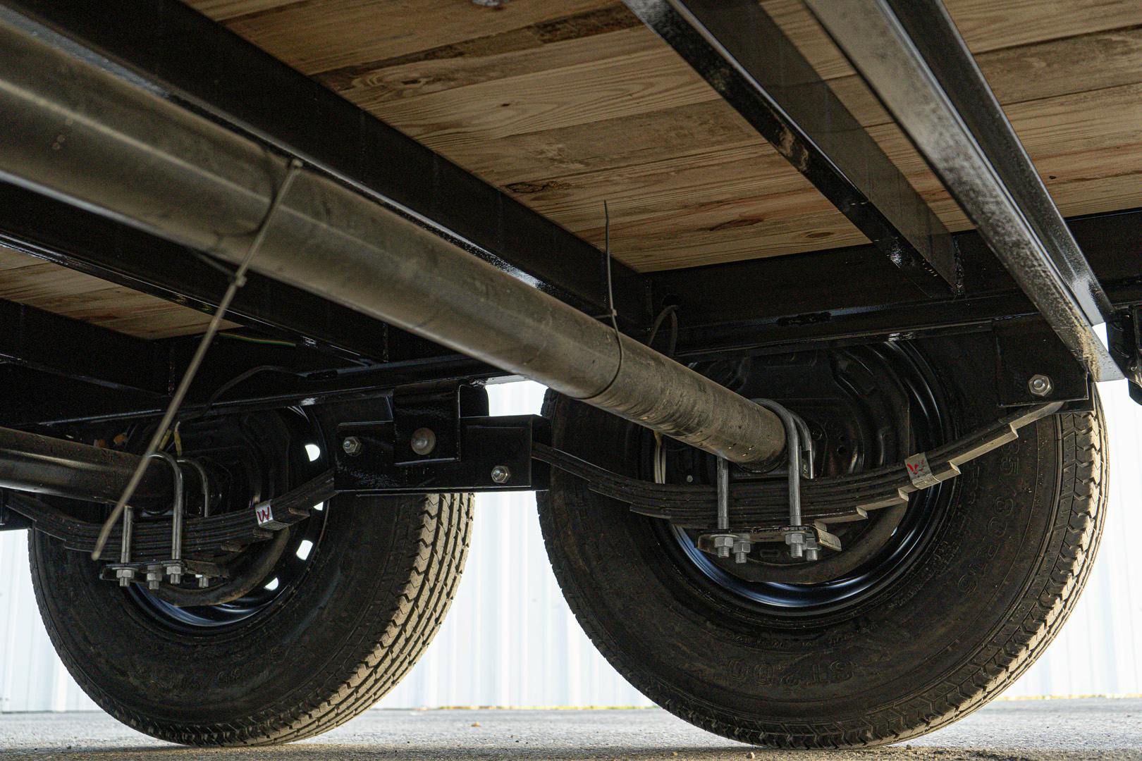 PJ Trailers 24'x83" Gooseneck 6" Channel Equipment Trailer (CC) - Image 16