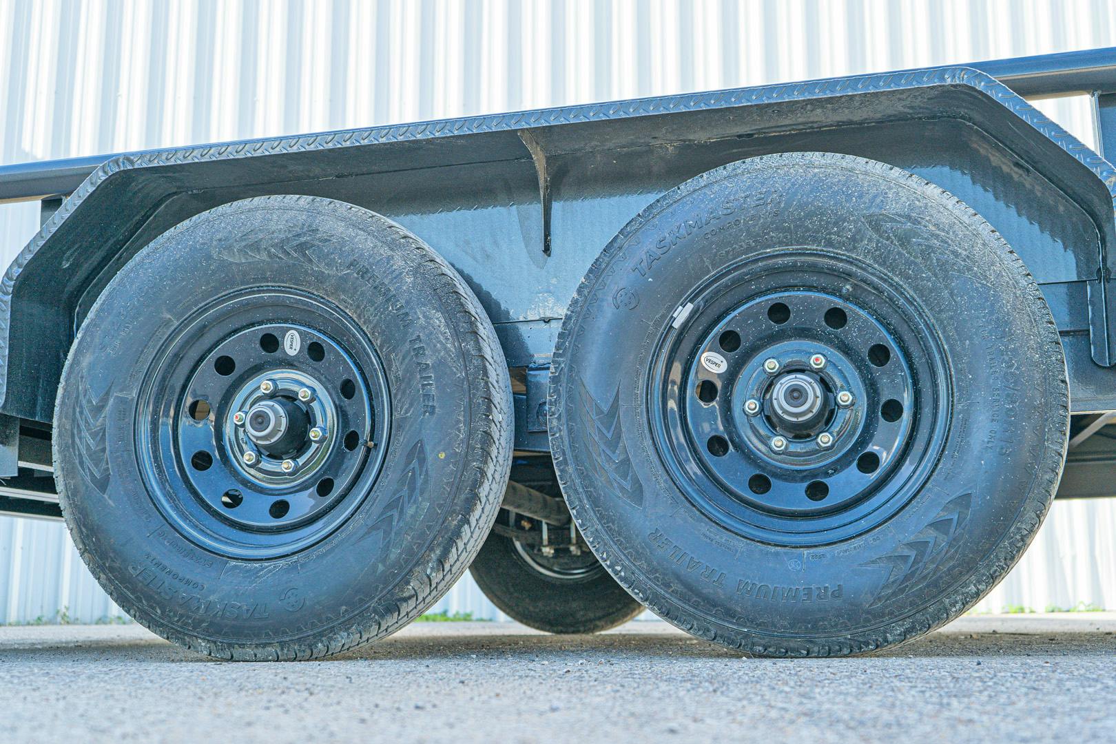 X-ON 16'x83" Utility Trailer w/ Slide-In Ramps (U2) - Stock #87289 - Image 7 of 14