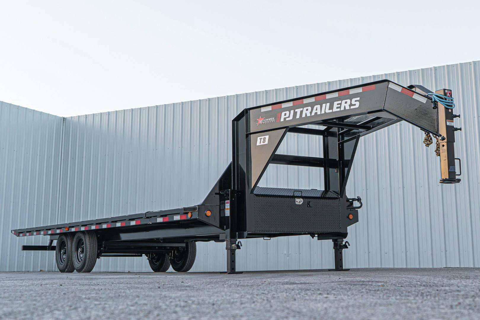 PJ Trailers 26'x102" Gooseneck Deckover Power Tilt Trailer (T8) - Image 4