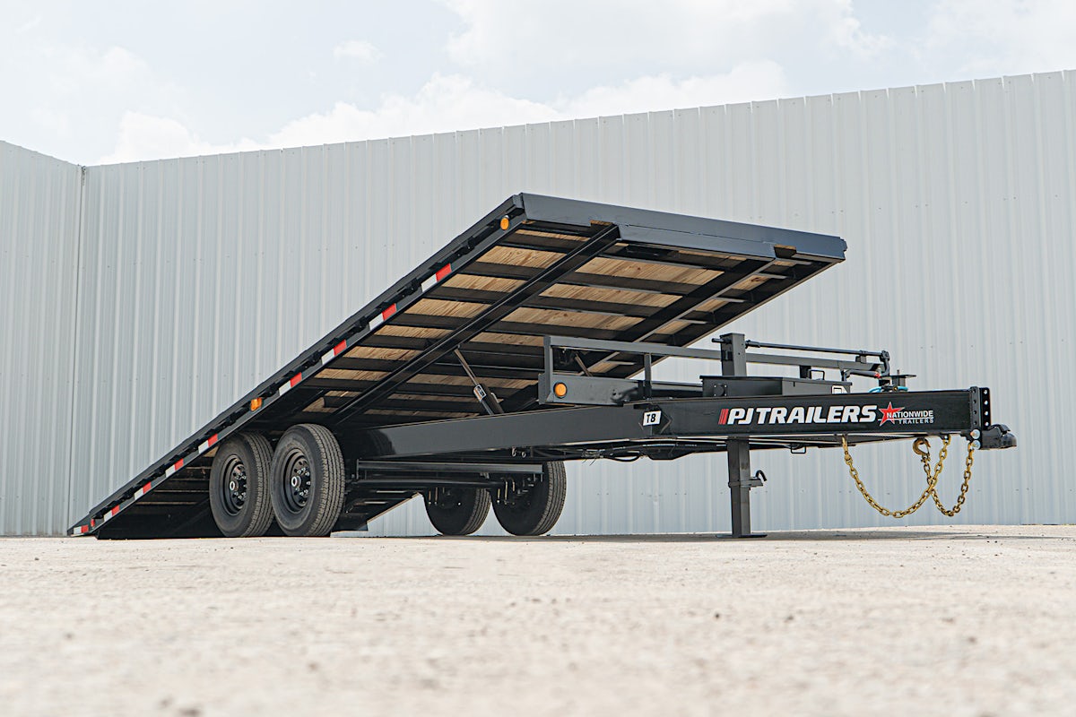 PJ Trailers 22'x102" Deckover Power Tilt Trailer (T8) - Image 5