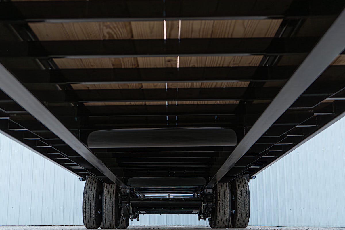 PJ Trailers 40'x102" Gooseneck Low Pro Flatbed Trailer w/ Duals (LD) - Image 13