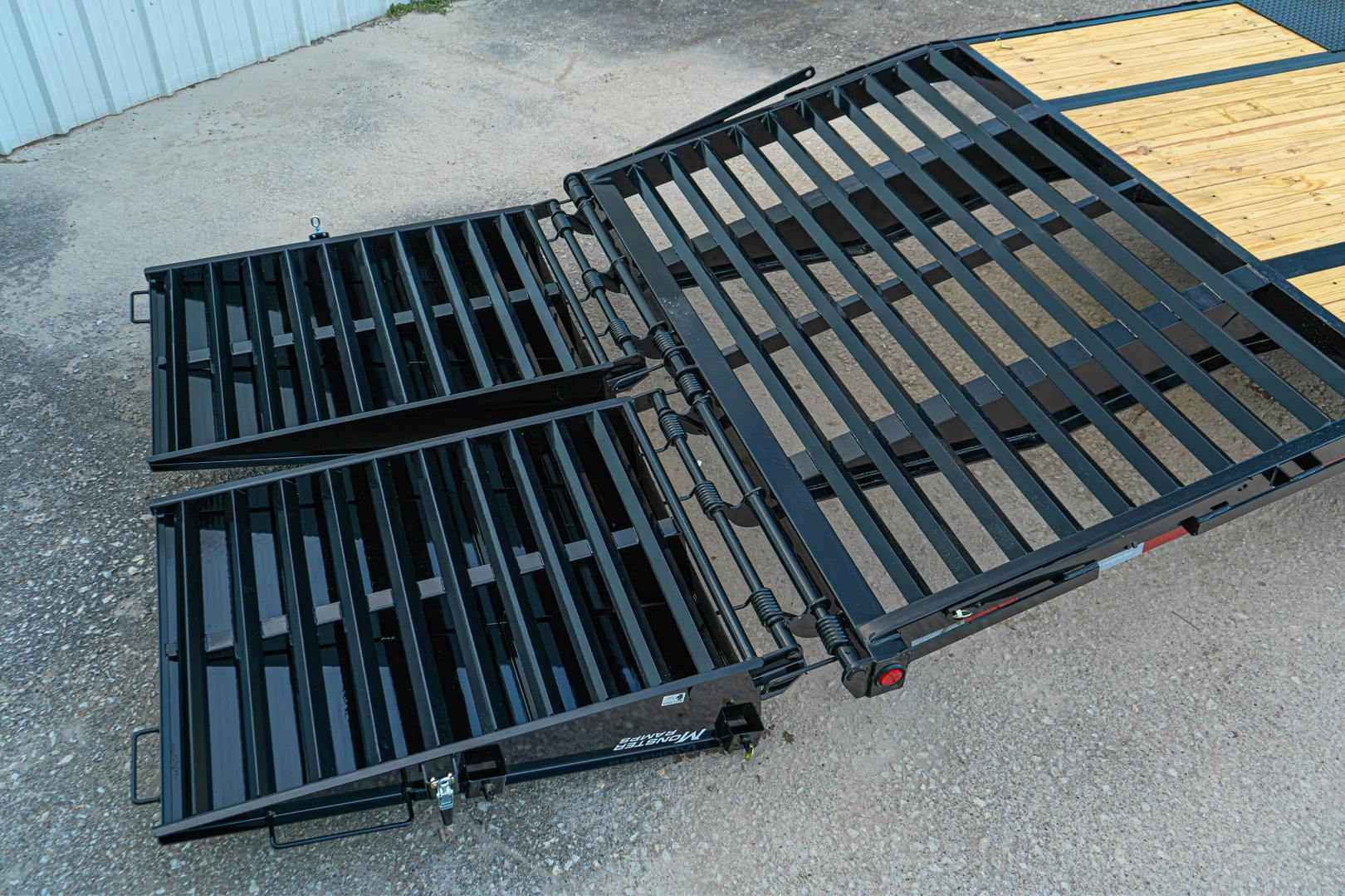 PJ Trailers 40'x102" Gooseneck Low Pro Flatbed Trailer w/ Duals (LD) - Image 17