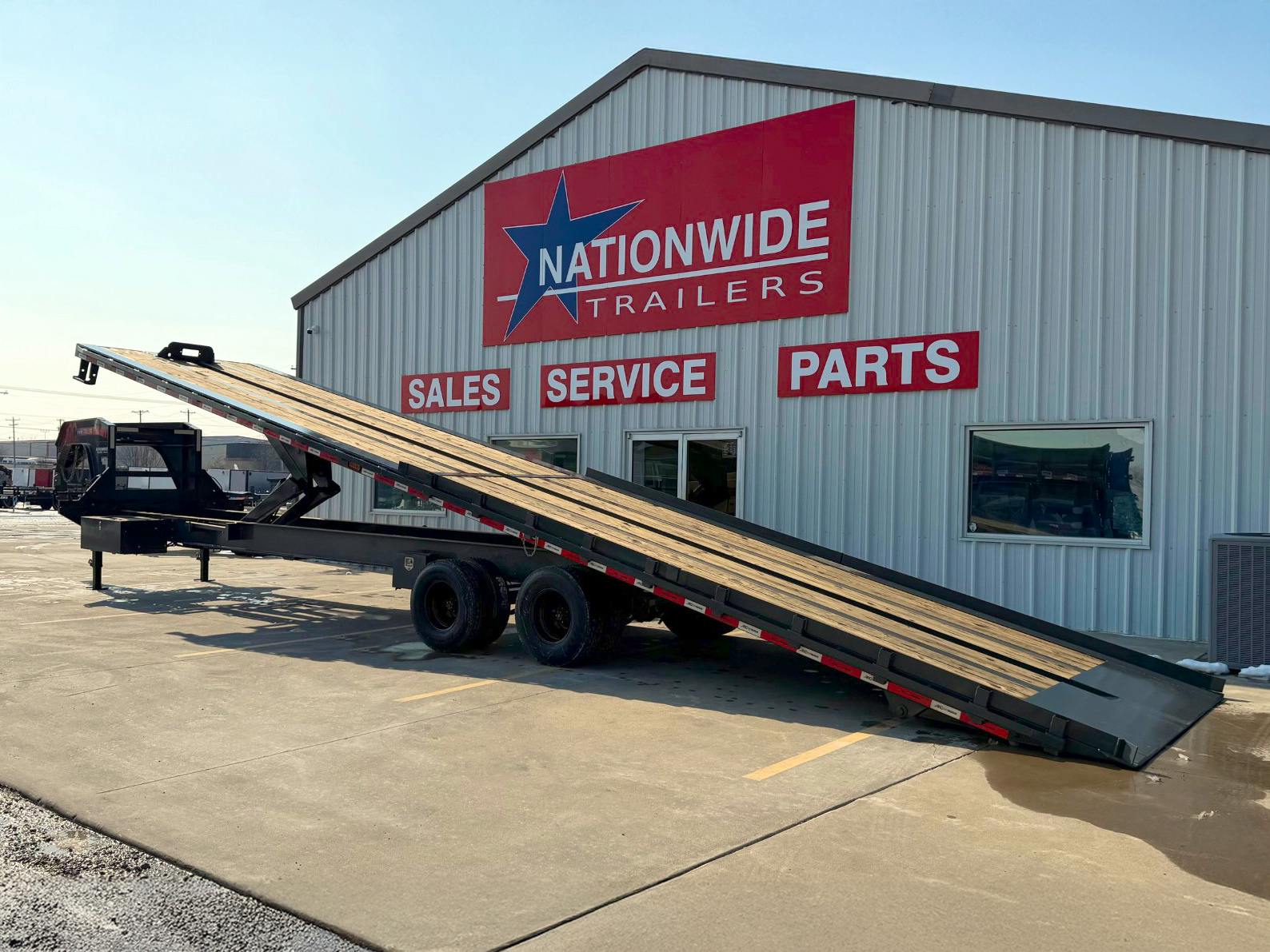 ARC Trailers 40'x102" Gooseneck Container Hauler Trailer (GCT) - Stock #87388 - Image 1 of 8