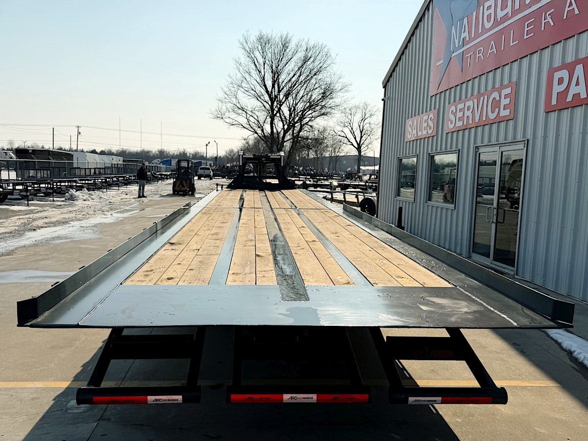 ARC Trailers 40'x102" Gooseneck Container Hauler Trailer (GCT) - Stock #87388 - Image 5 of 8 ARC Trailers 40'x102" Gooseneck Container Hauler Trailer (GCT) - Stock #87388 - Image 5 of 8