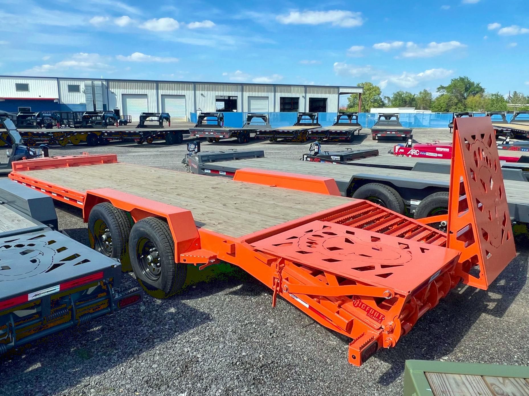 ARC Trailers 24'x83" 14K HD Equipment Hauler w/ 4' Dovetail & Bigfoot Ramps (BEQ) - Stock #87394 - Image 3 of 4