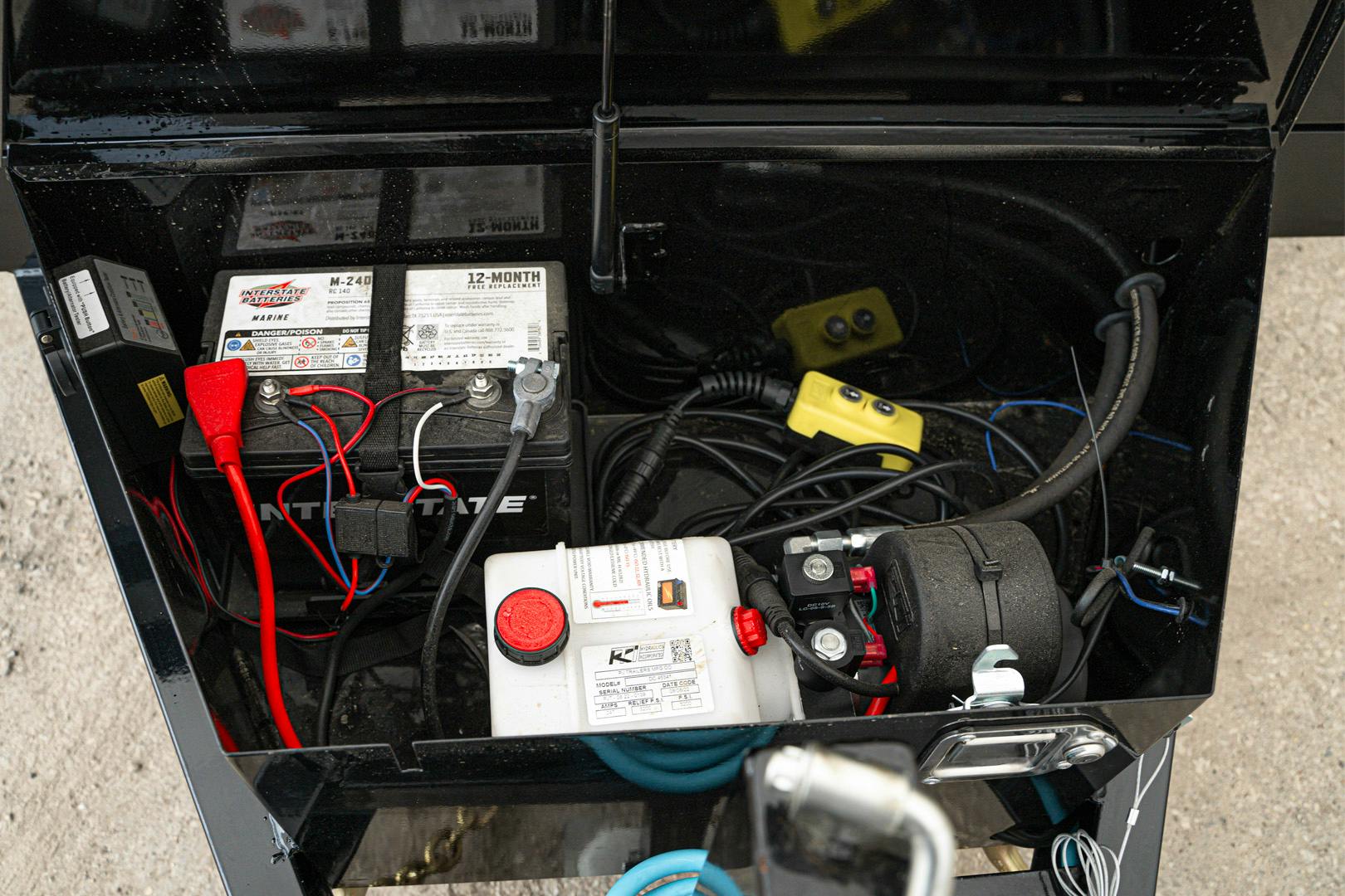 PJ Trailers 12'x72" Hydraulic Dump Trailer w/ 20" Sides (D3) - Stock #87419 - Image 10 of 24