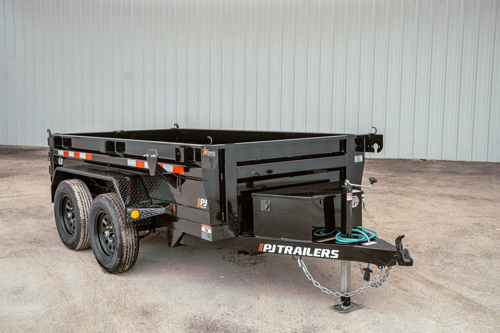 PJ Trailers 10'x60" Hydraulic Dump Trailer w/ 18" Sides (D5) - Stock #87421 - Image 4 of 26