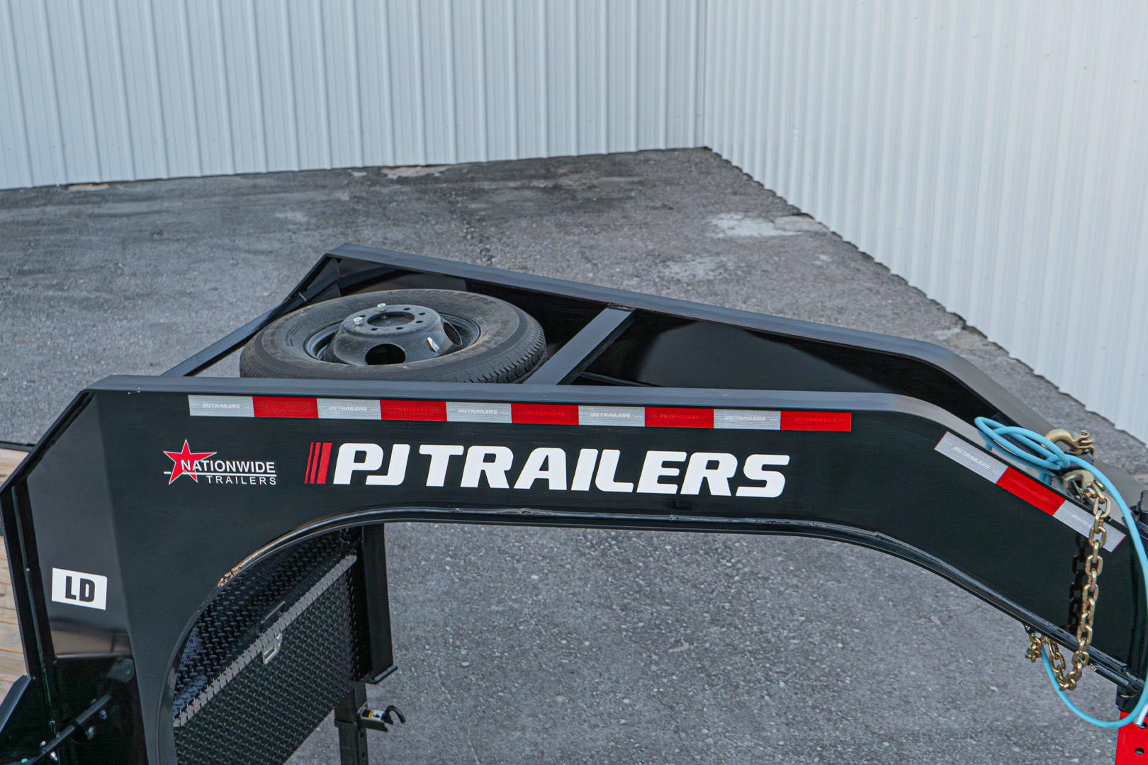 PJ Trailers 40'x102" Gooseneck Low Pro Flatbed Trailer w/ Duals (LD) - Image 5