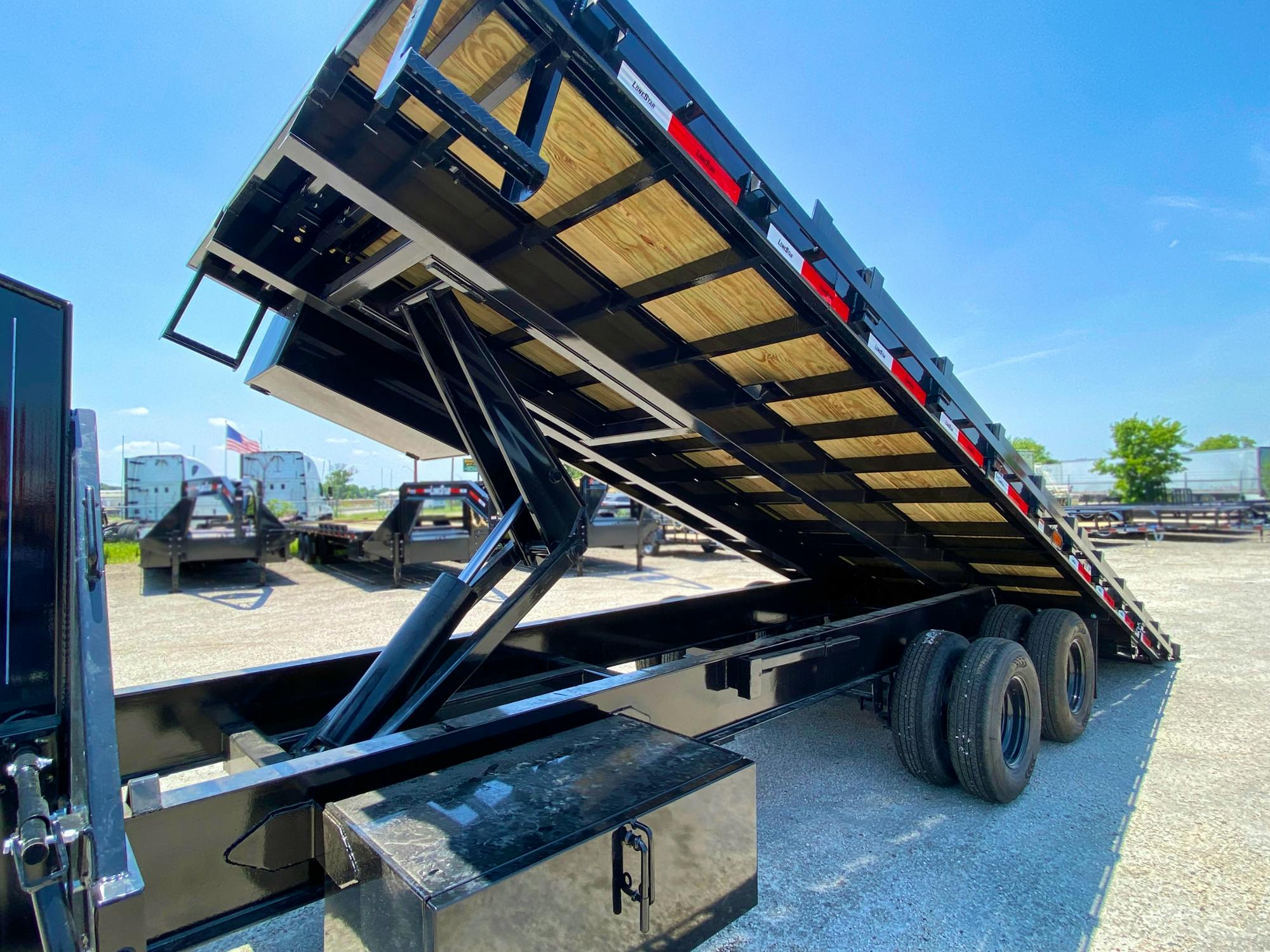 LoneStar 24'x102" Full Tilt Shipping Container Trailer w/ Duals (TC) - Stock #87580 - Image 3 of 11