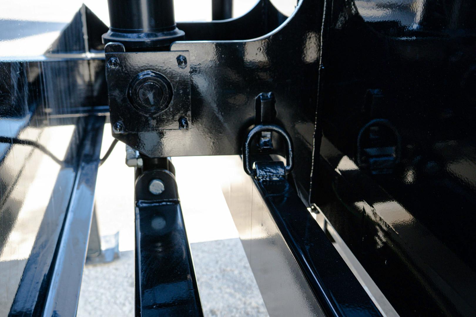 PJ Trailers 14'x83" GN Telescopic Dump Trailer w/ 3' Sides (DT) - Stock #87626 - Image 14 of 35