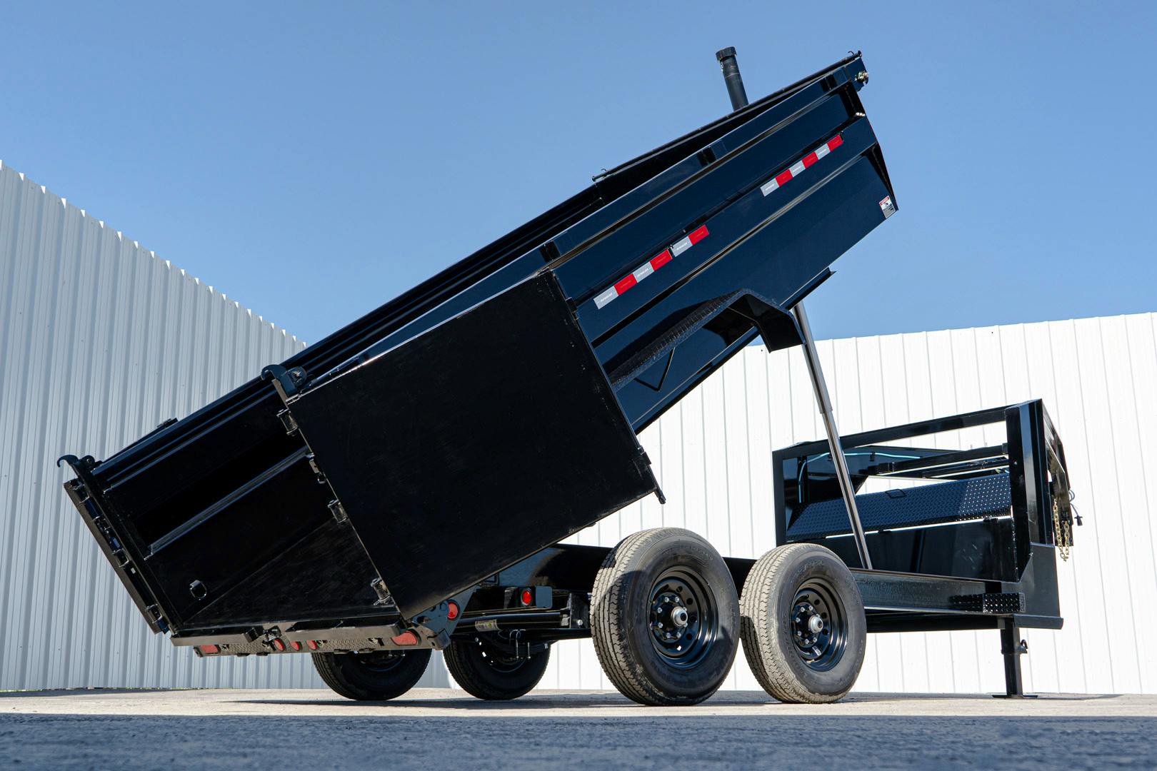 PJ Trailers 14'x83" GN Telescopic Dump Trailer w/ 3' Sides (DT) - Stock #87626 - Image 31 of 35