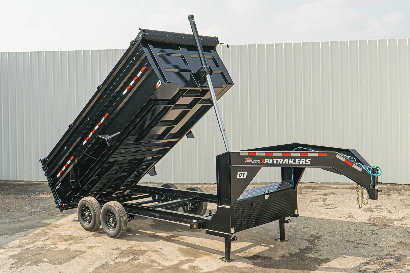 PJ Trailers 16'x83" Gooseneck Telescopic Dump Trailer w/ 4' Sides (DT) - Stock #87668 - Image 1 of 31