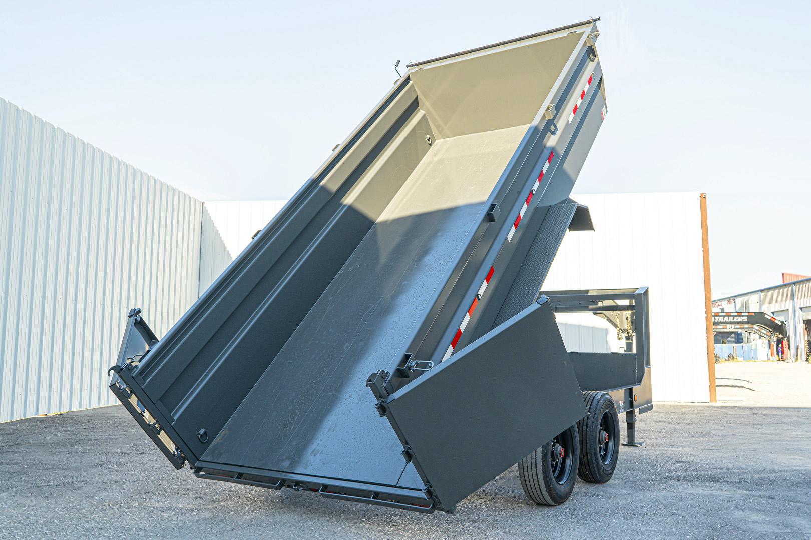 PJ Trailers 16'x83" Gooseneck HD Low Pro Dump Trailer w/ 3' Sides (DE) - Stock #87693 - Image 31 of 32