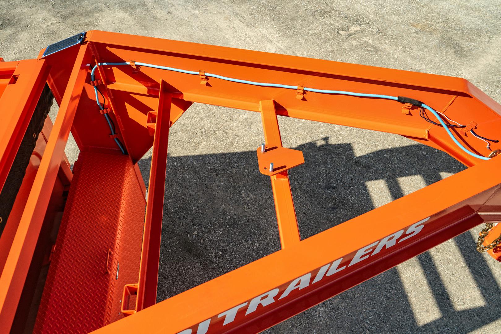 PJ Trailers 16'x83" Gooseneck HD Low Pro Dump Trailer w/ 3' Sides (DE) - Stock #87708 - Image 8 of 32