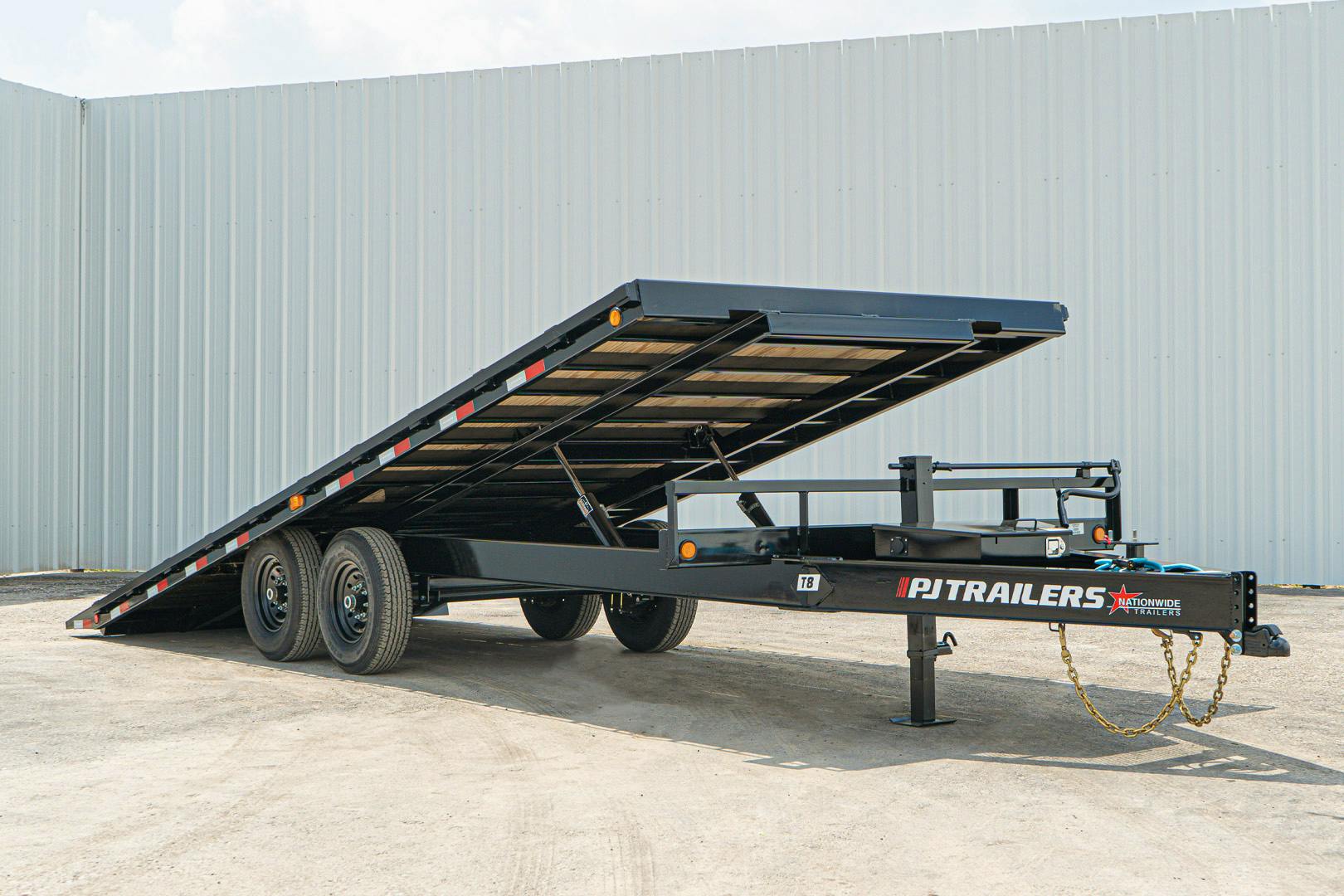 PJ Trailers 22'x102" Deckover Power Tilt Trailer (T8) - Stock #87709 - Image 3 of 22